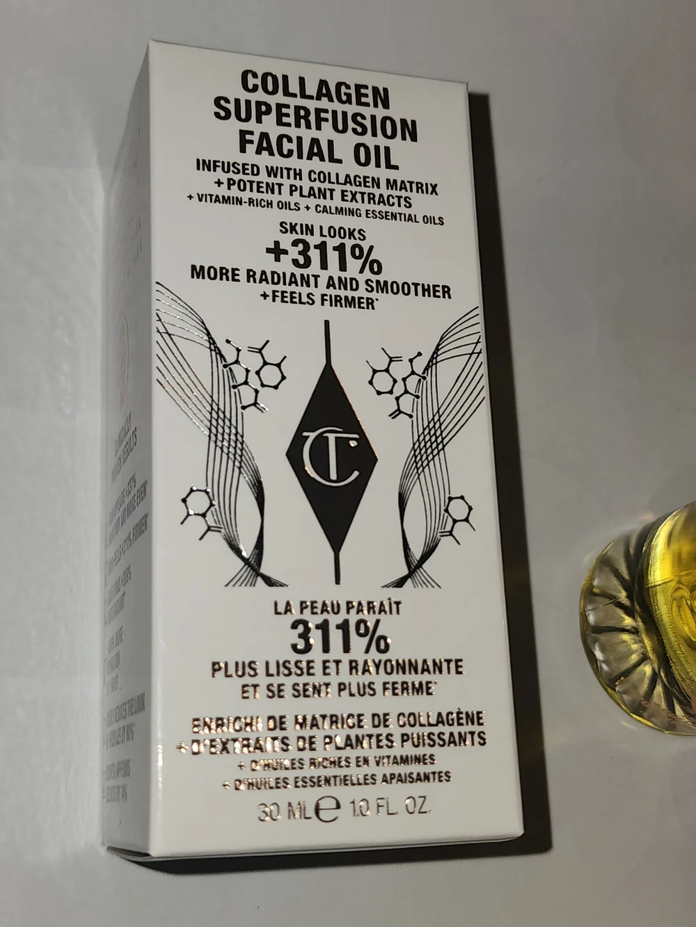 Charlotte Tilbury Collagen Superfusion Facial Oil — White & Gold